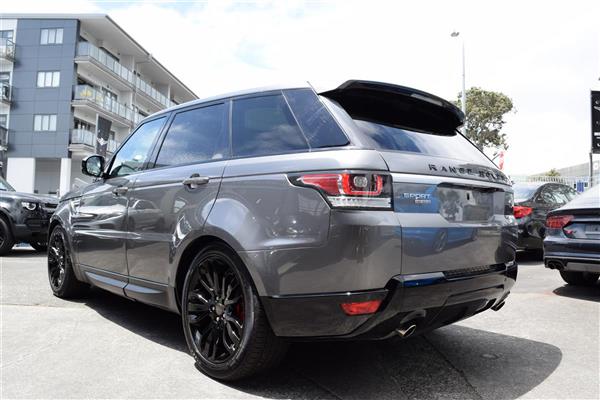 2017 Land Rover Range thumbnail