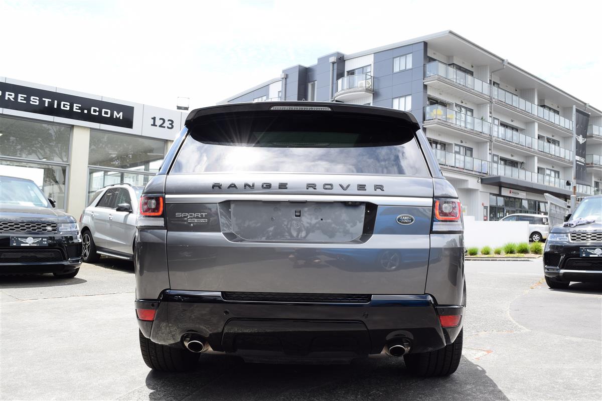 2017 Land Rover Range thumbnail