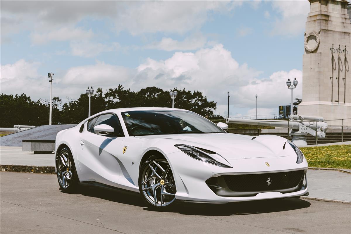 2020 Ferrari 812 thumbnail