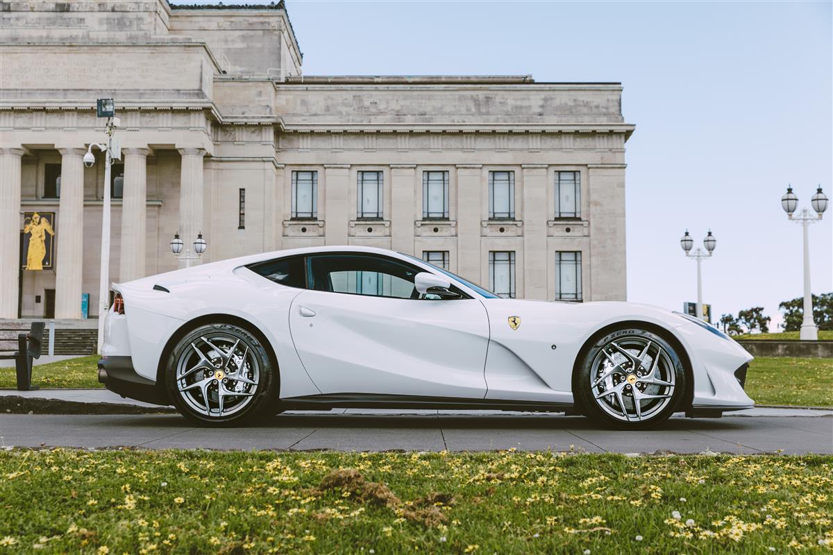 2020 Ferrari 812 thumbnail