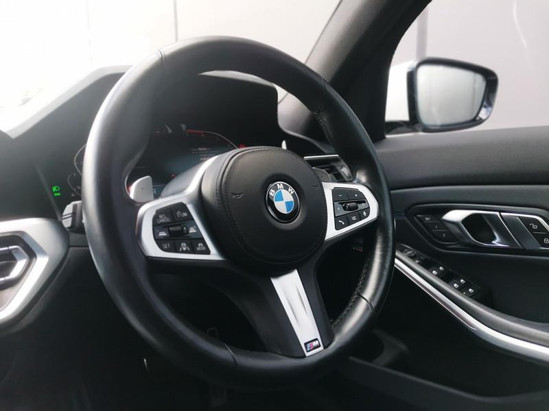 2019 BMW 320i thumbnail
