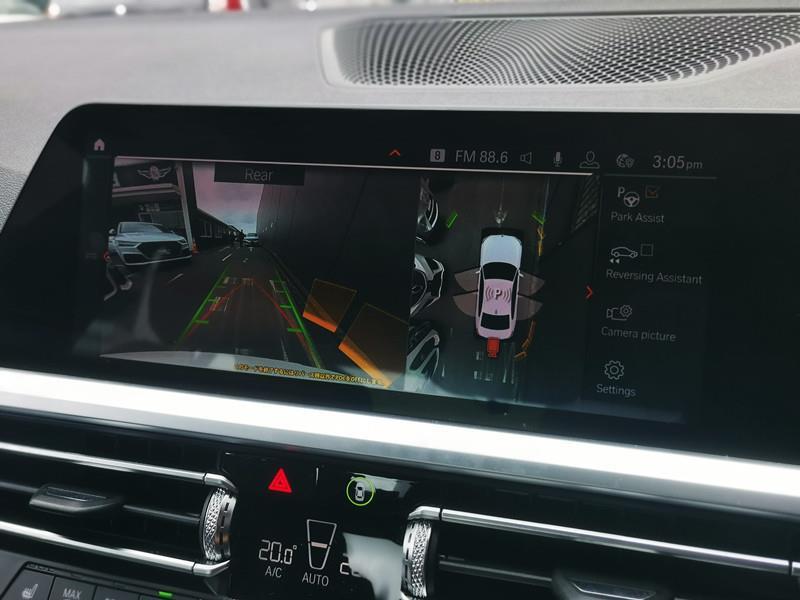 2019 BMW 320i thumbnail