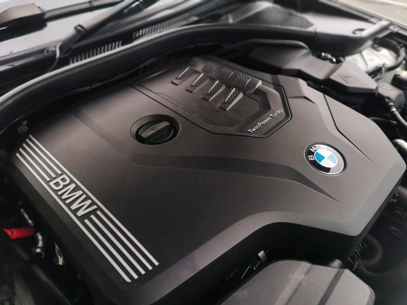 2019 BMW 320i thumbnail
