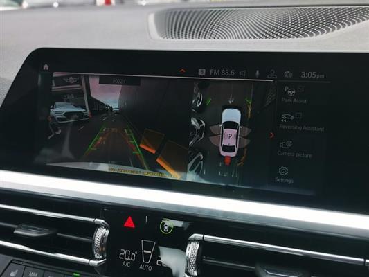 2019 BMW 320i thumbnail