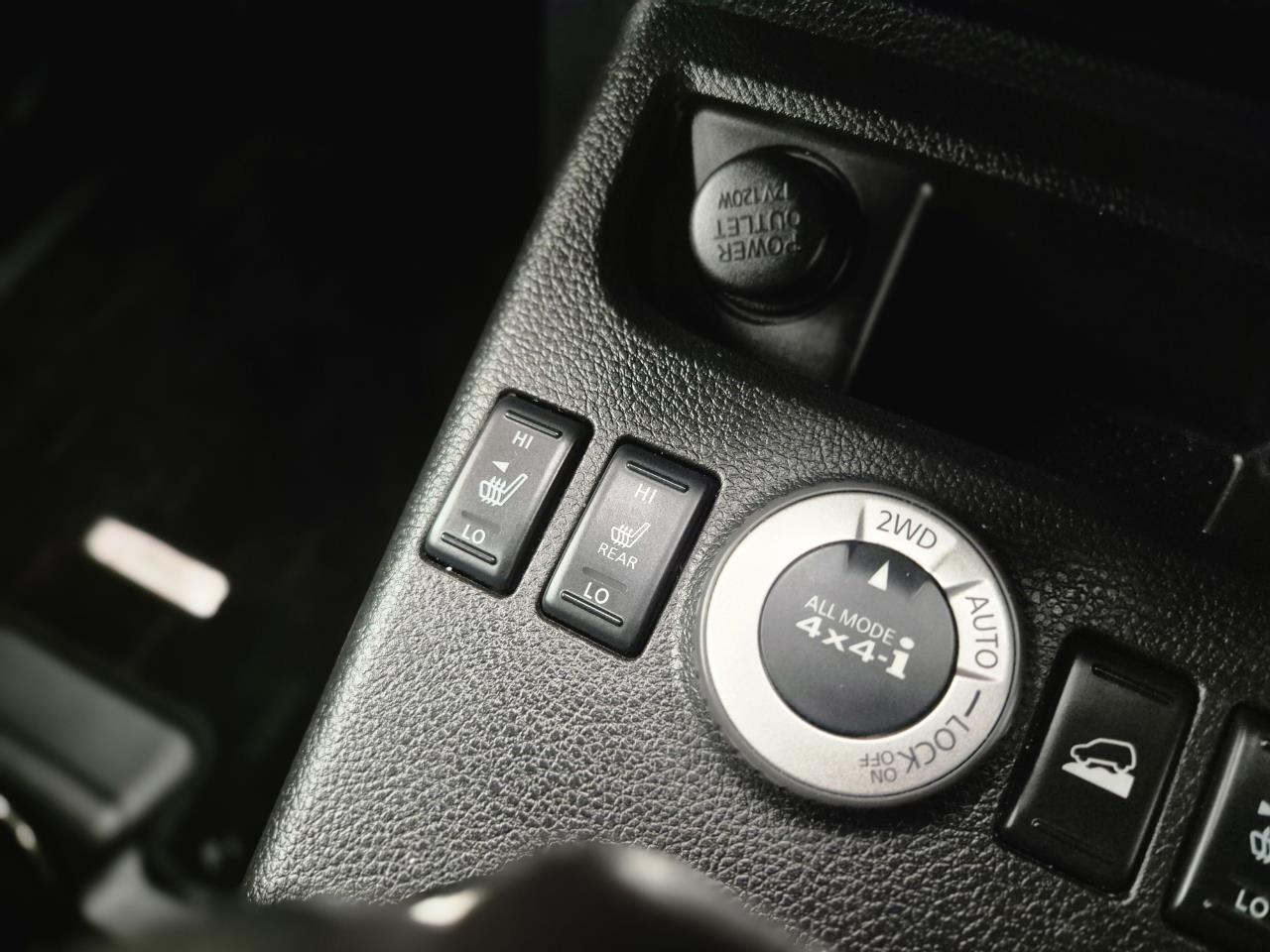 2010 Nissan XTRAIL thumbnail