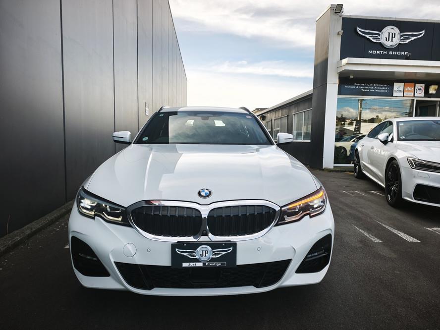 2021 BMW 320i thumbnail