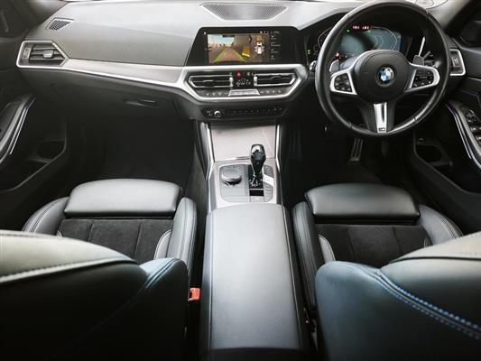 2021 BMW 320i thumbnail