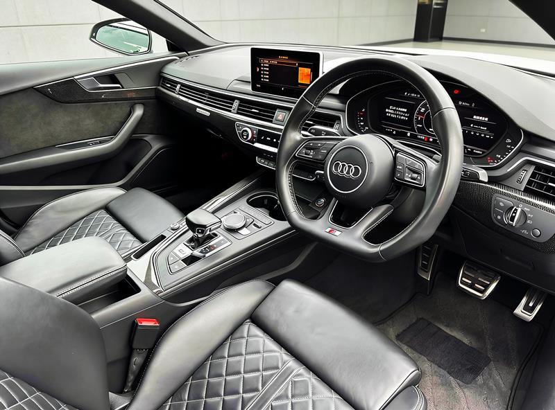 2017 Audi S5 thumbnail