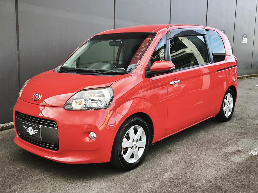 2016 Toyota Porte thumbnail