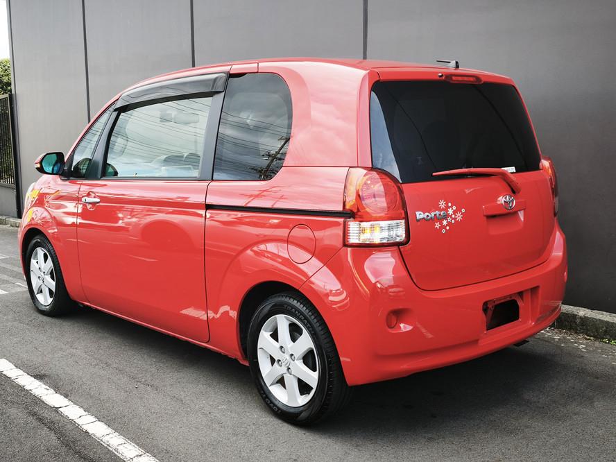 2016 Toyota Porte thumbnail
