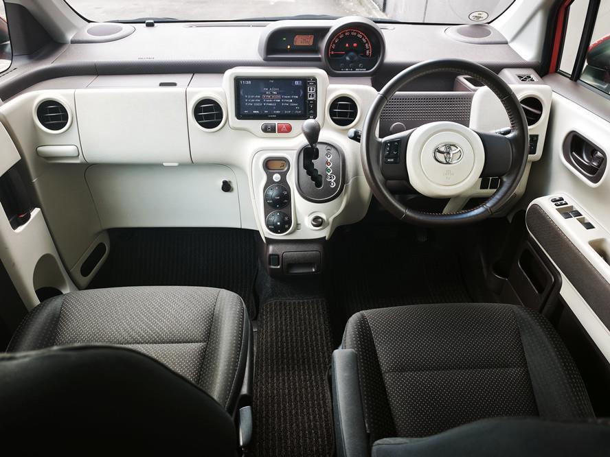 2016 Toyota Porte thumbnail