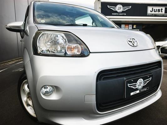 2015 Toyota Porte thumbnail