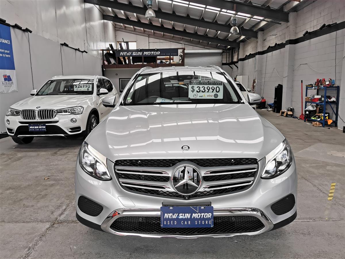 2016 Mercedes-Benz GLC thumbnail
