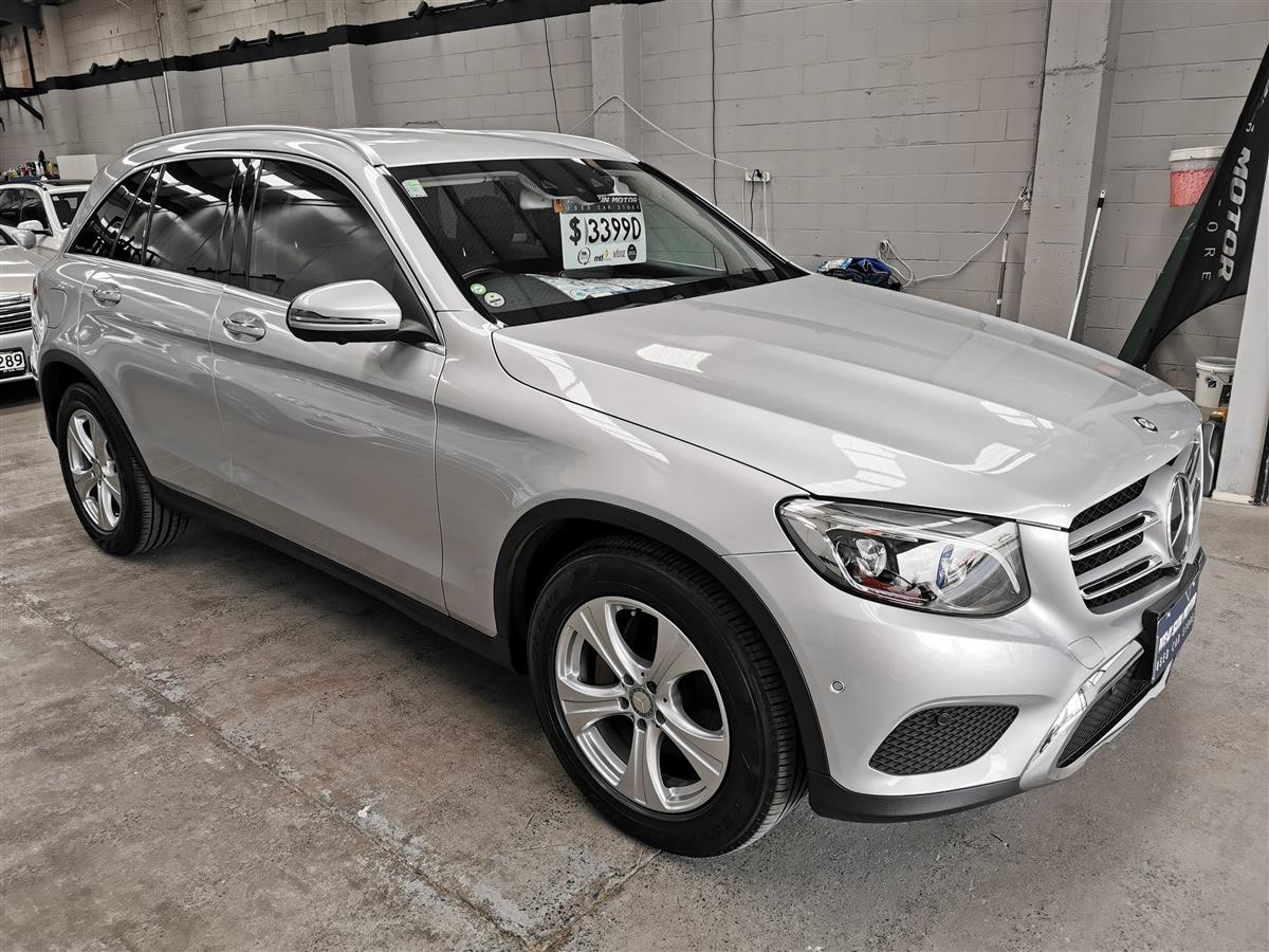 2016 Mercedes-Benz GLC thumbnail
