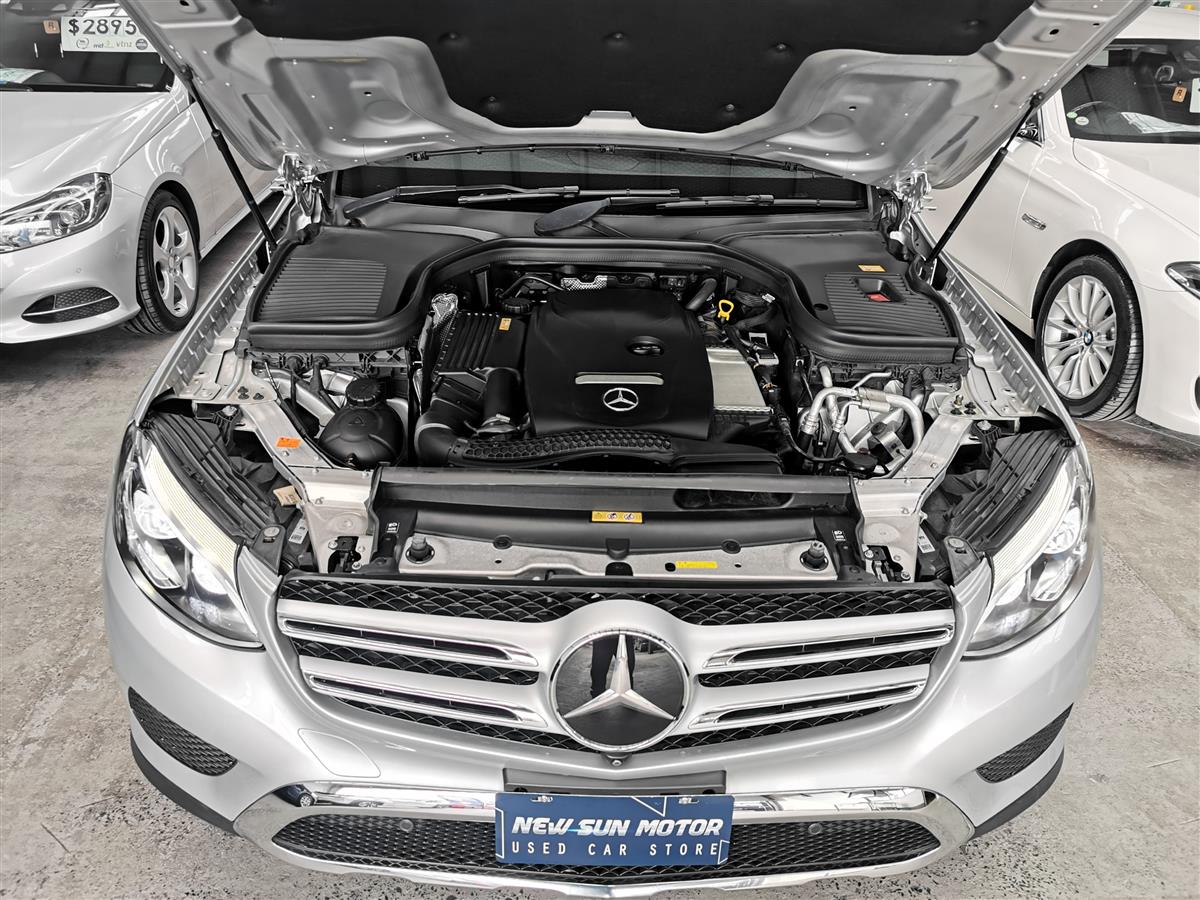 2016 Mercedes-Benz GLC thumbnail