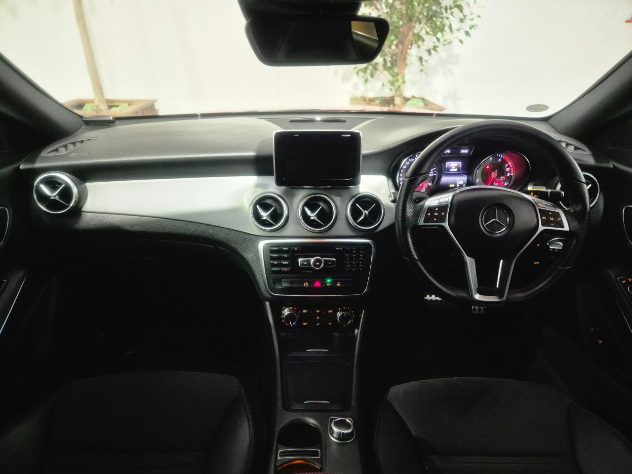 2013 Mercedes-Benz CLA thumbnail