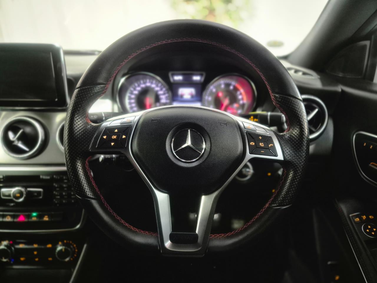 2013 Mercedes-Benz CLA thumbnail