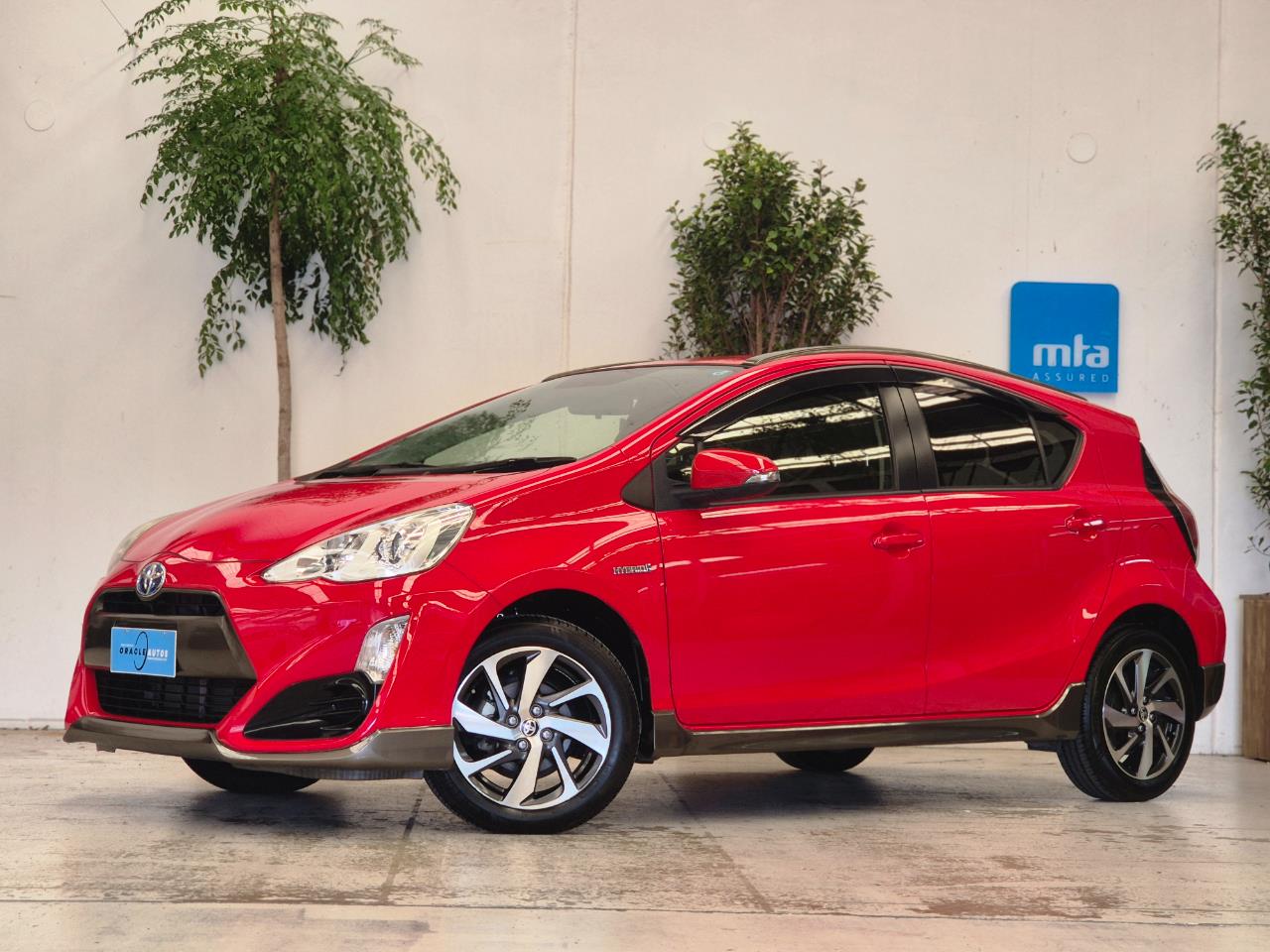 2015 Toyota Aqua thumbnail