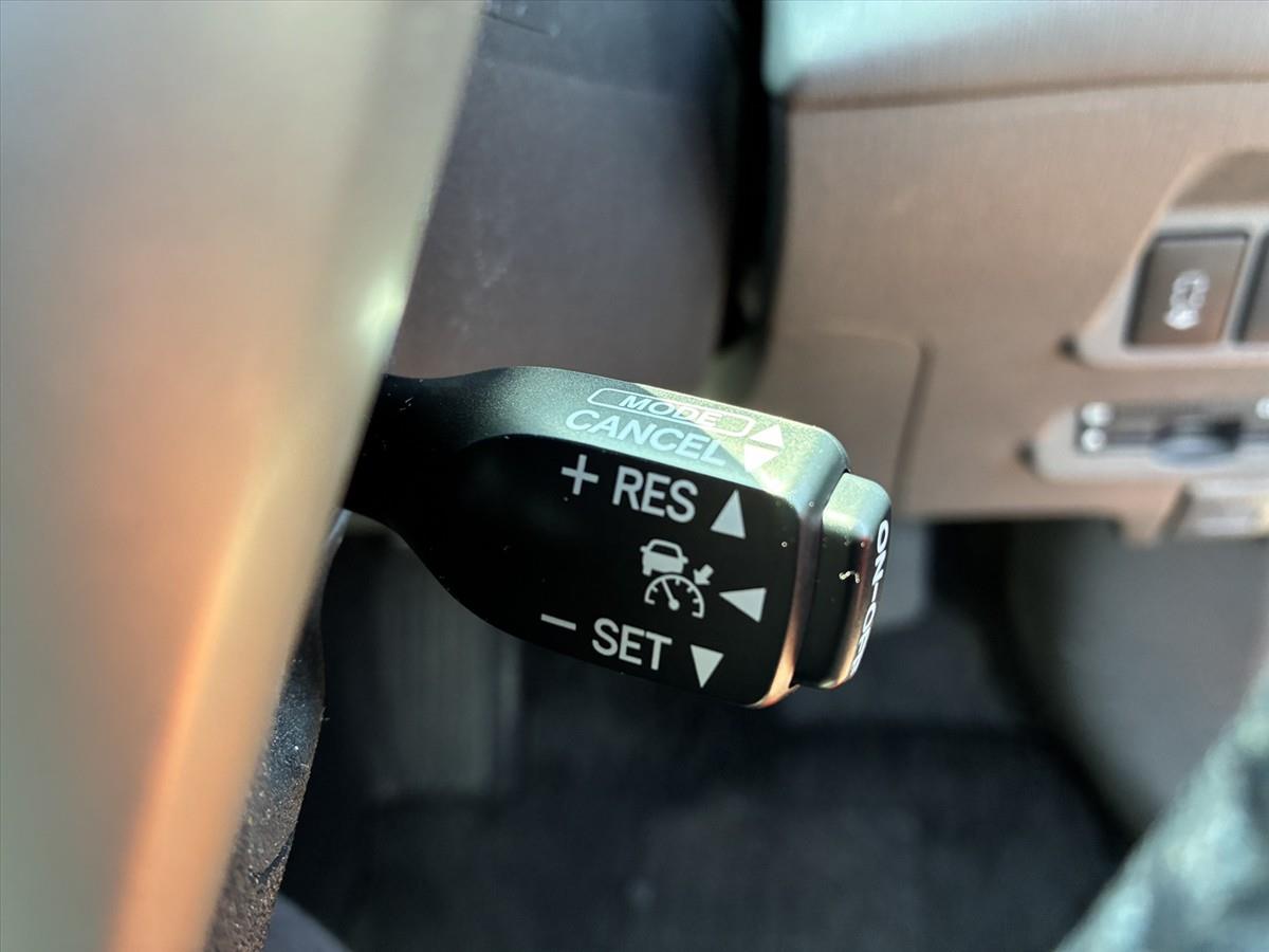 2012 Toyota PRIUS thumbnail