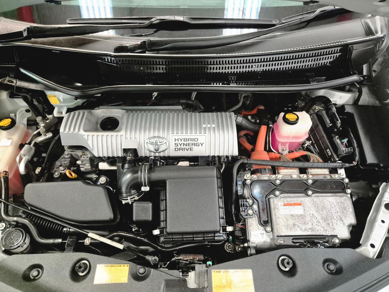 2012 Toyota PRIUS thumbnail