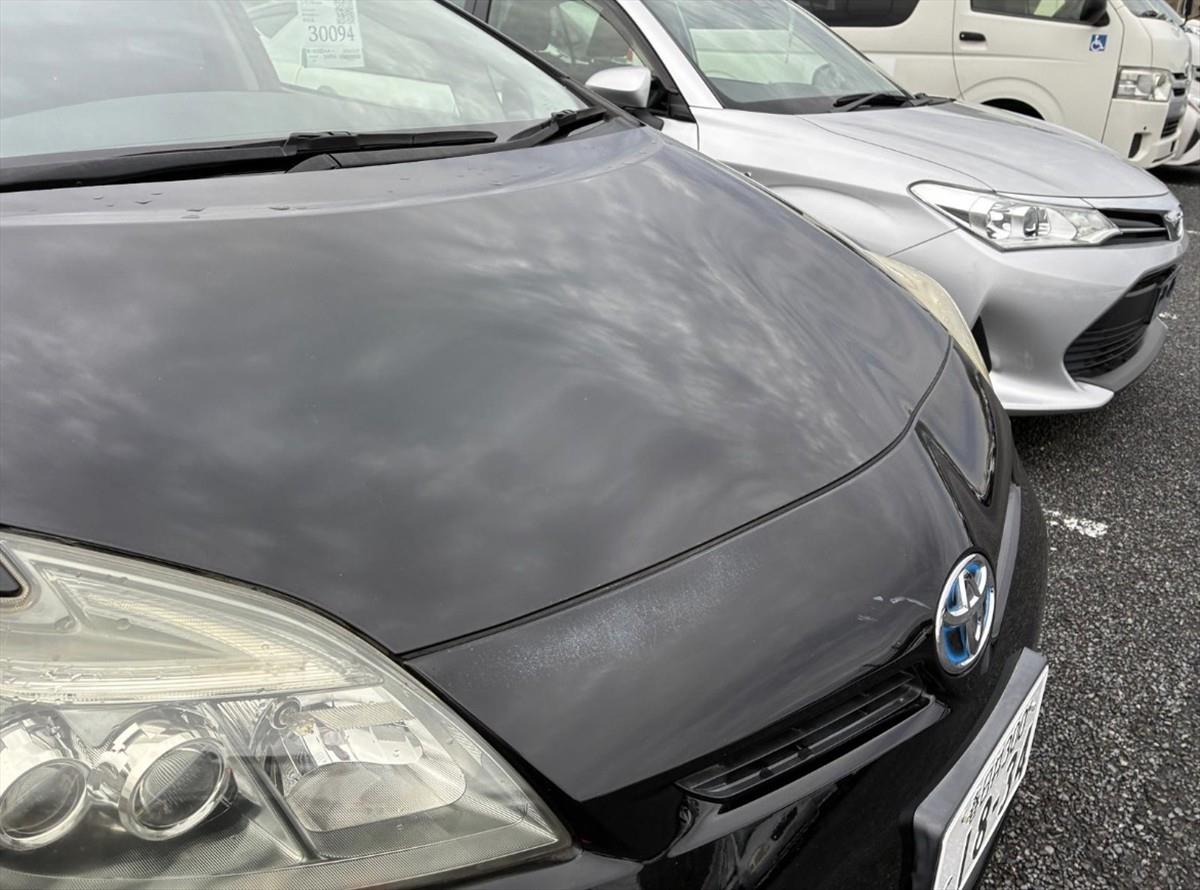 2012 Toyota Prius thumbnail