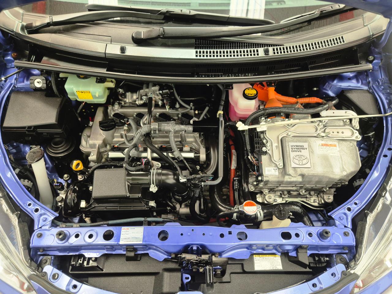 2016 Toyota Aqua thumbnail