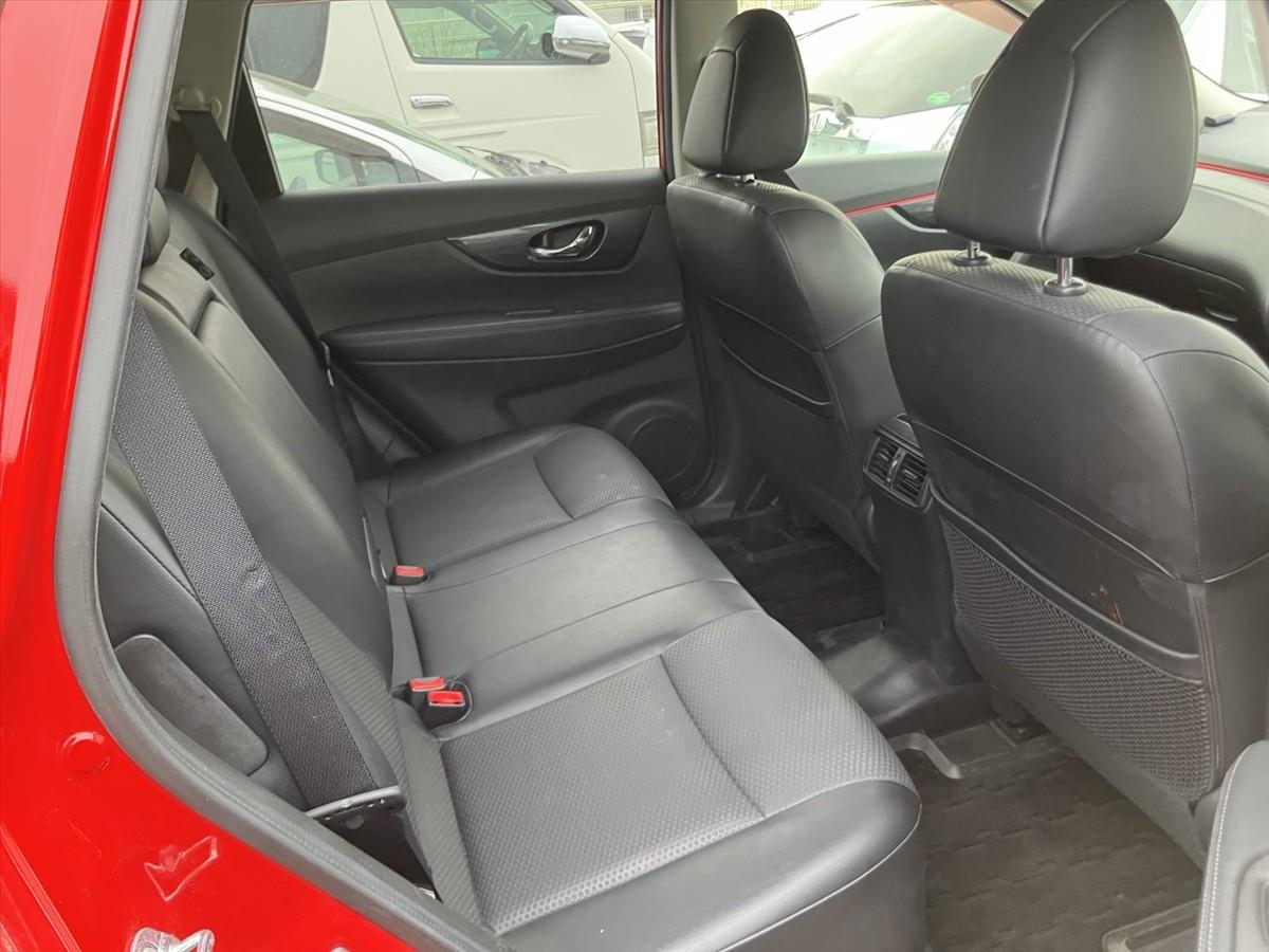 2015 Nissan X-Trail thumbnail