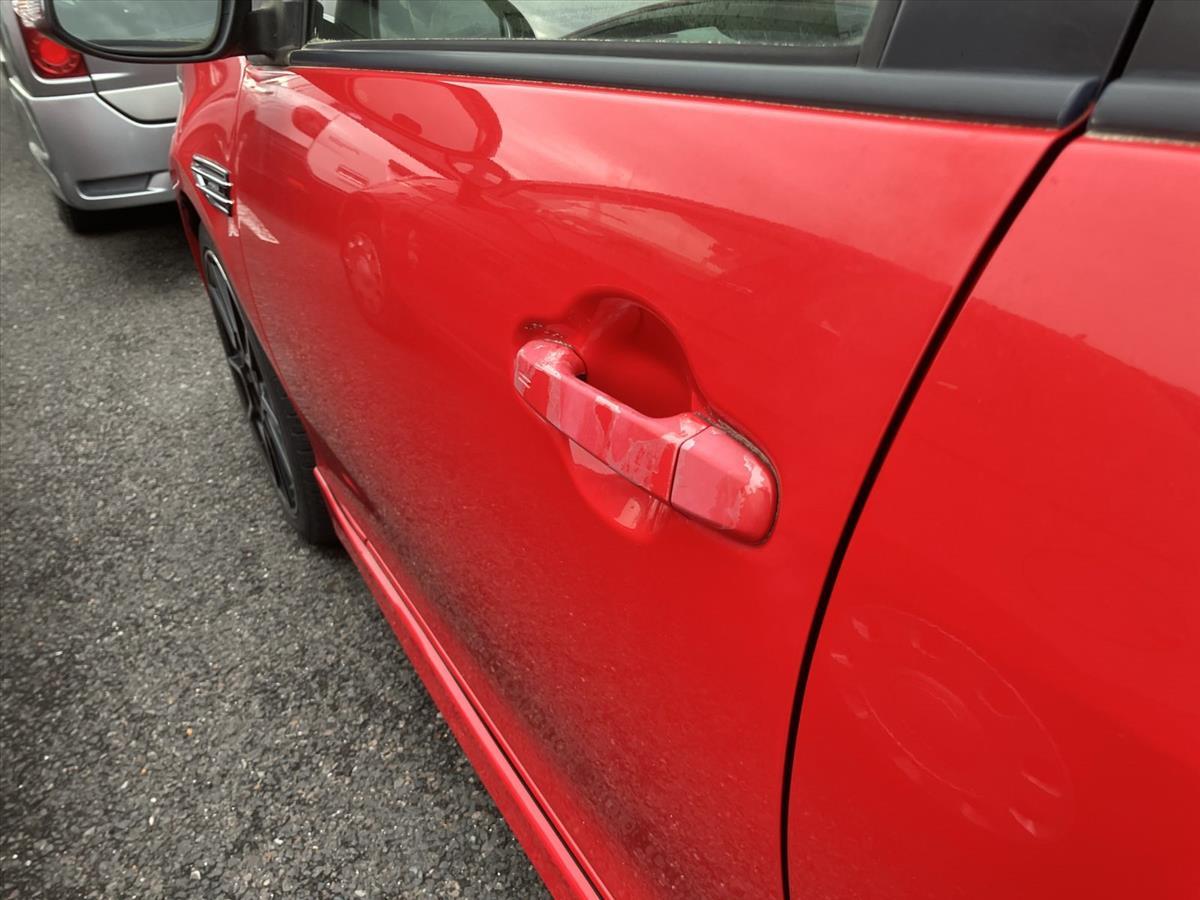 2014 Toyota Aqua thumbnail