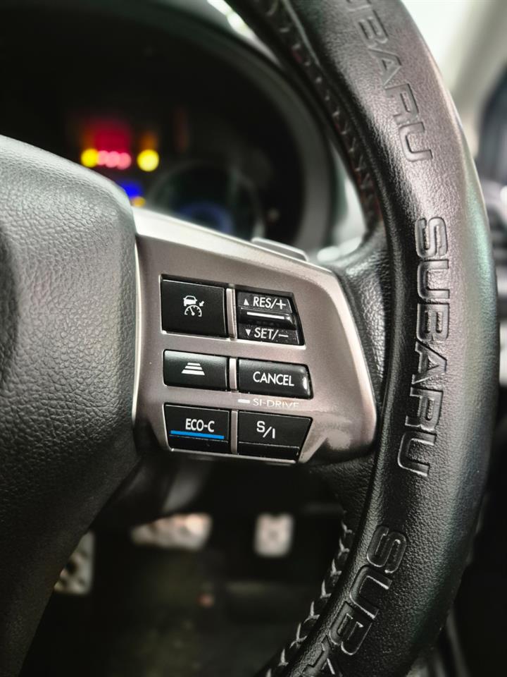 2013 Subaru XV thumbnail