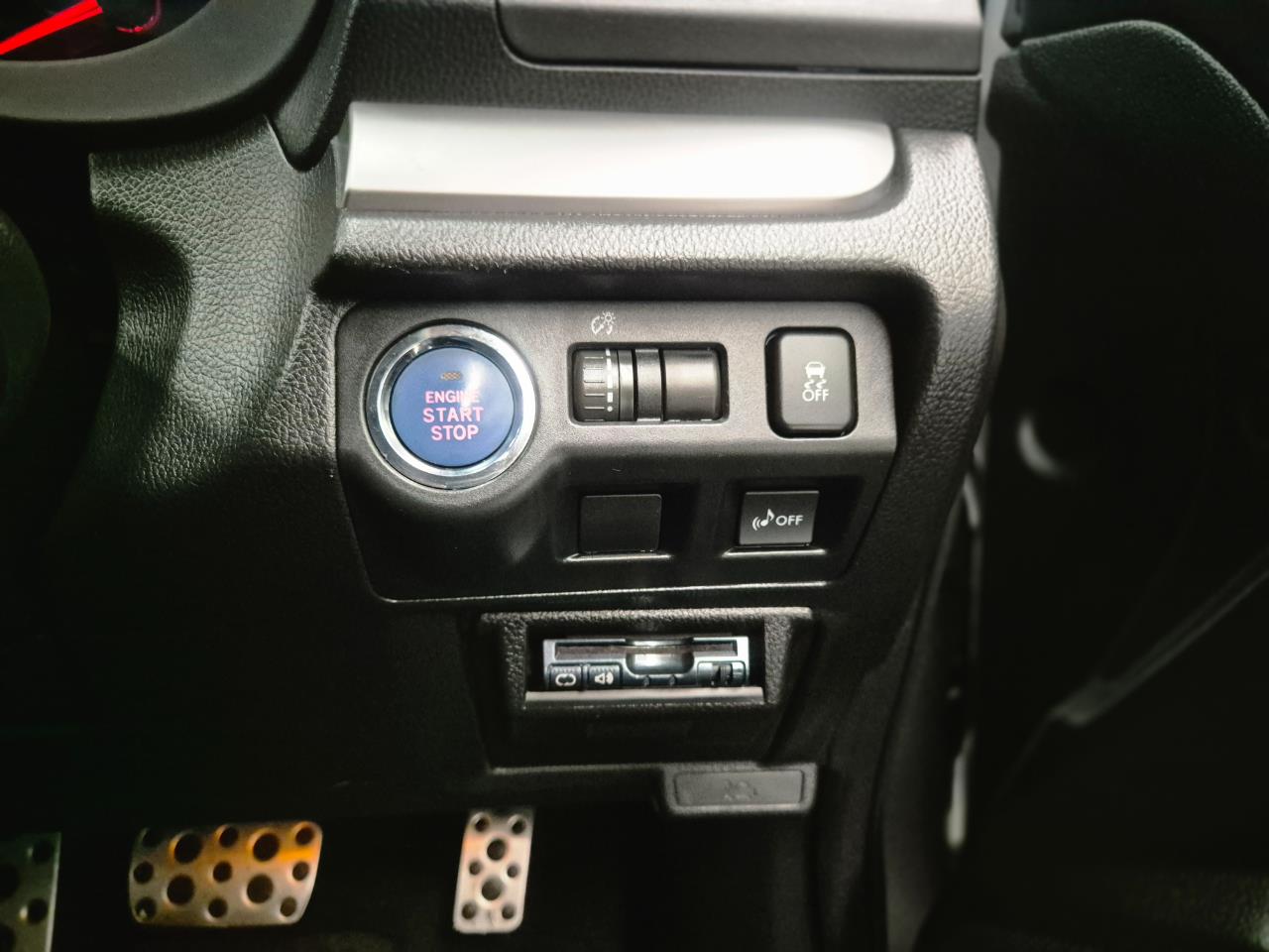 2013 Subaru XV thumbnail