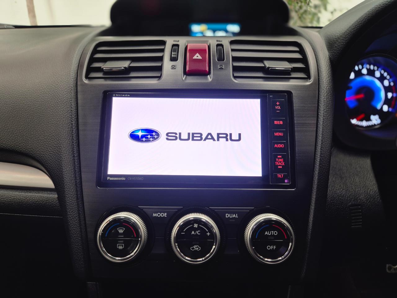 2013 Subaru XV thumbnail