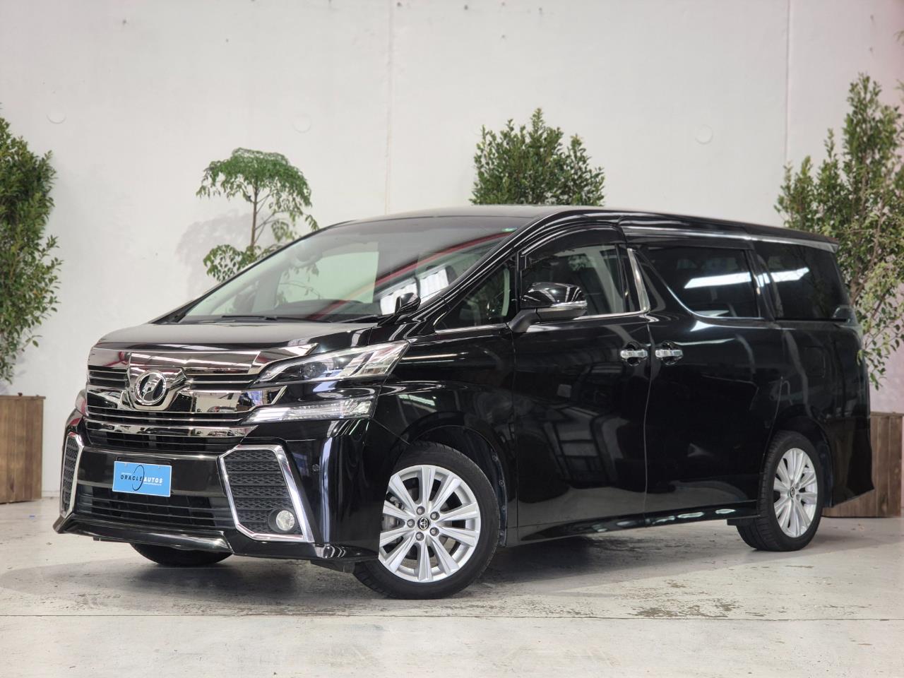 2015 Toyota Vellfire thumbnail