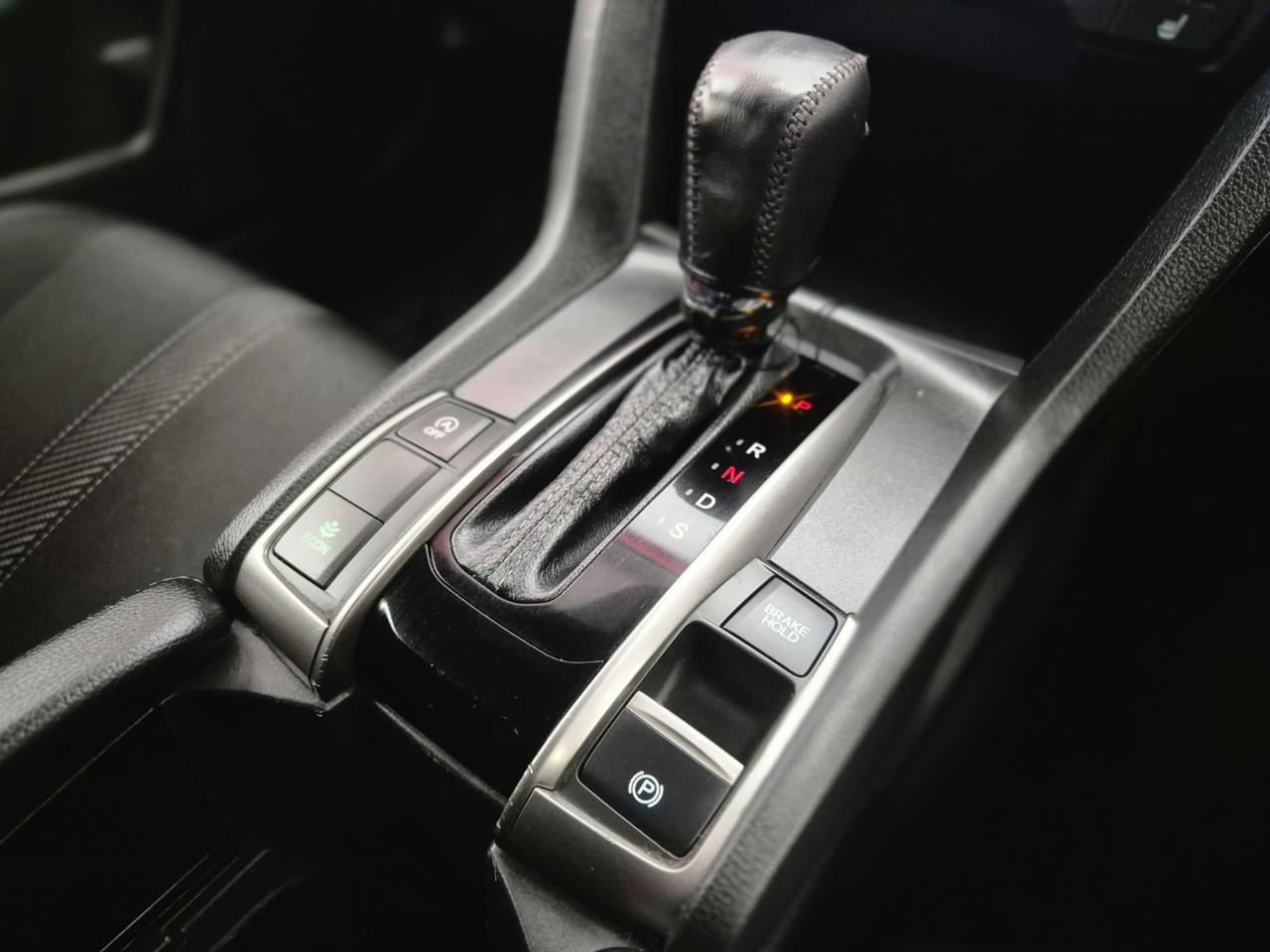 2018 Honda Civic thumbnail
