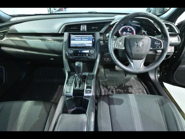 2018 Honda Civic thumbnail
