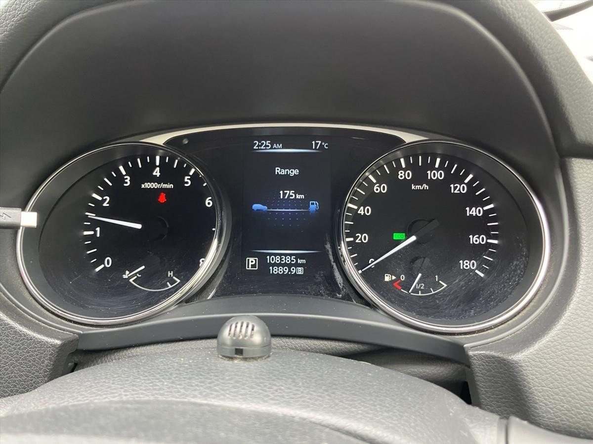 2015 Nissan X-Trail thumbnail