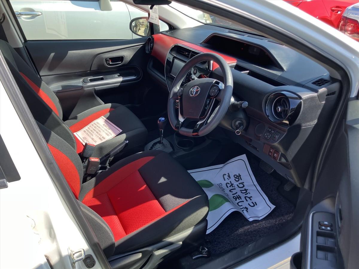 2018 Toyota Aqua thumbnail