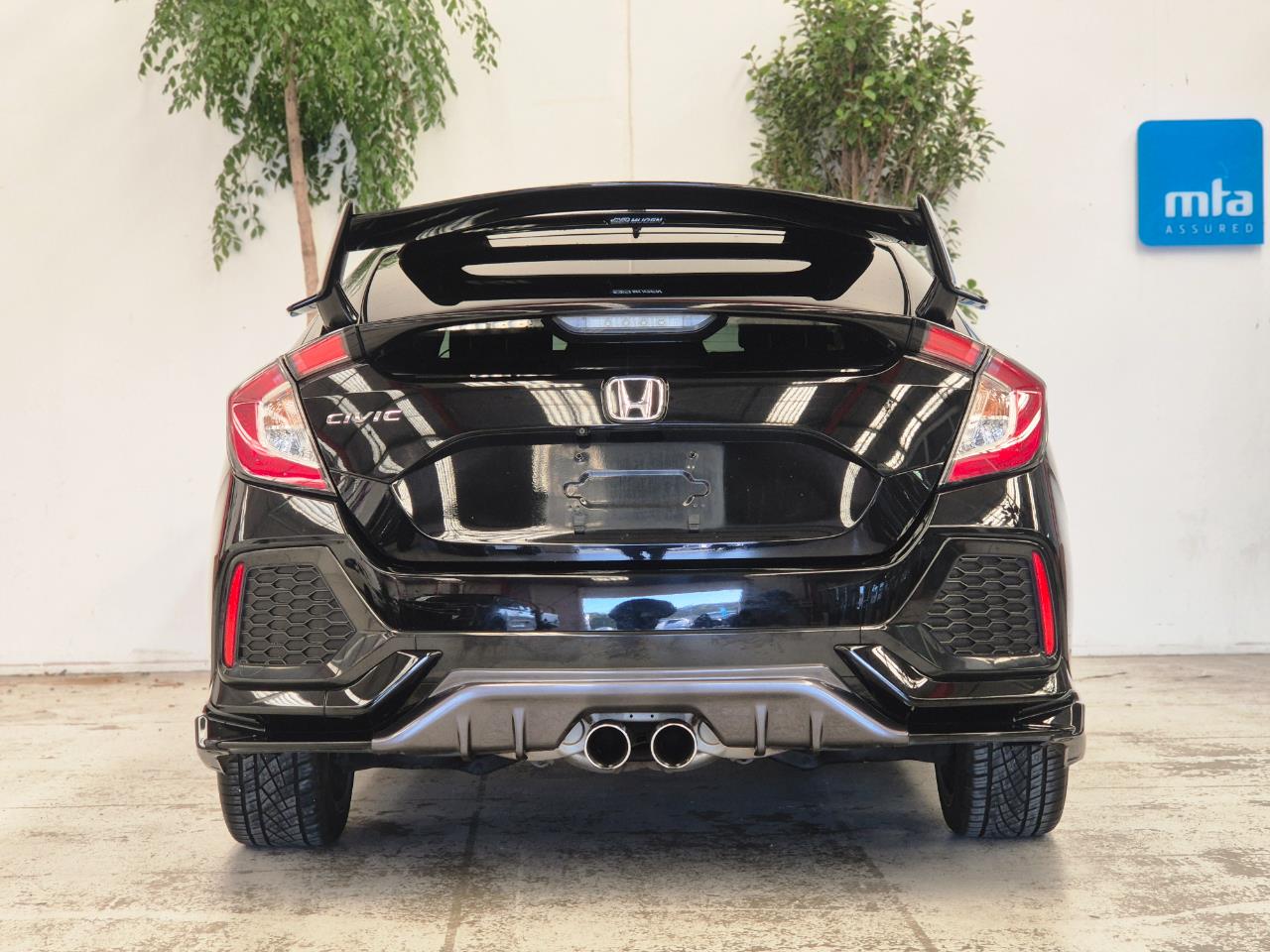 2018 Honda Civic thumbnail