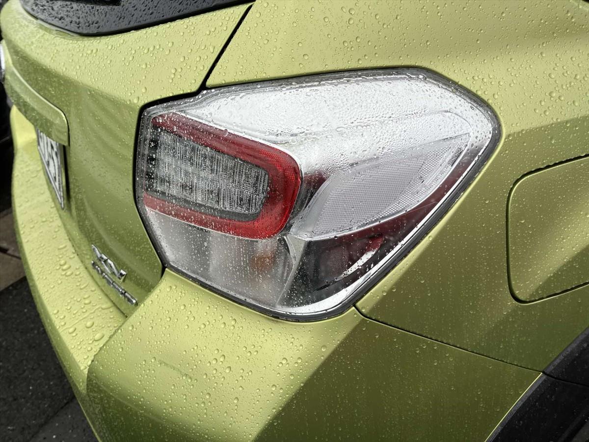 2014 Subaru XV thumbnail