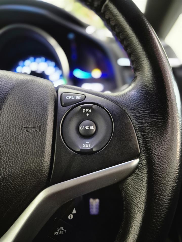 2014 Honda FIT thumbnail