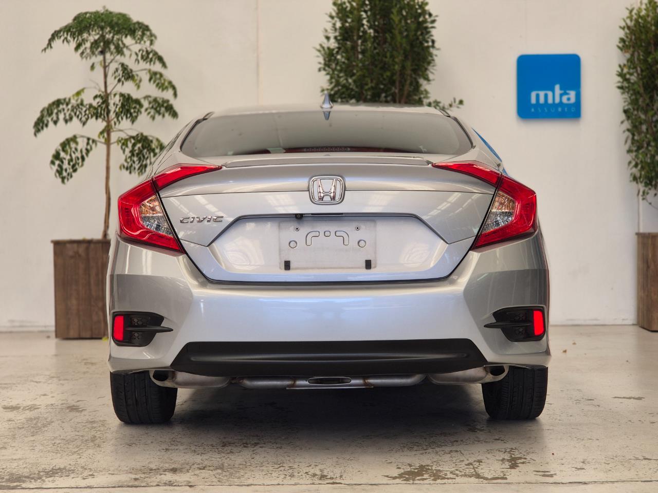 2017 Honda Civic thumbnail
