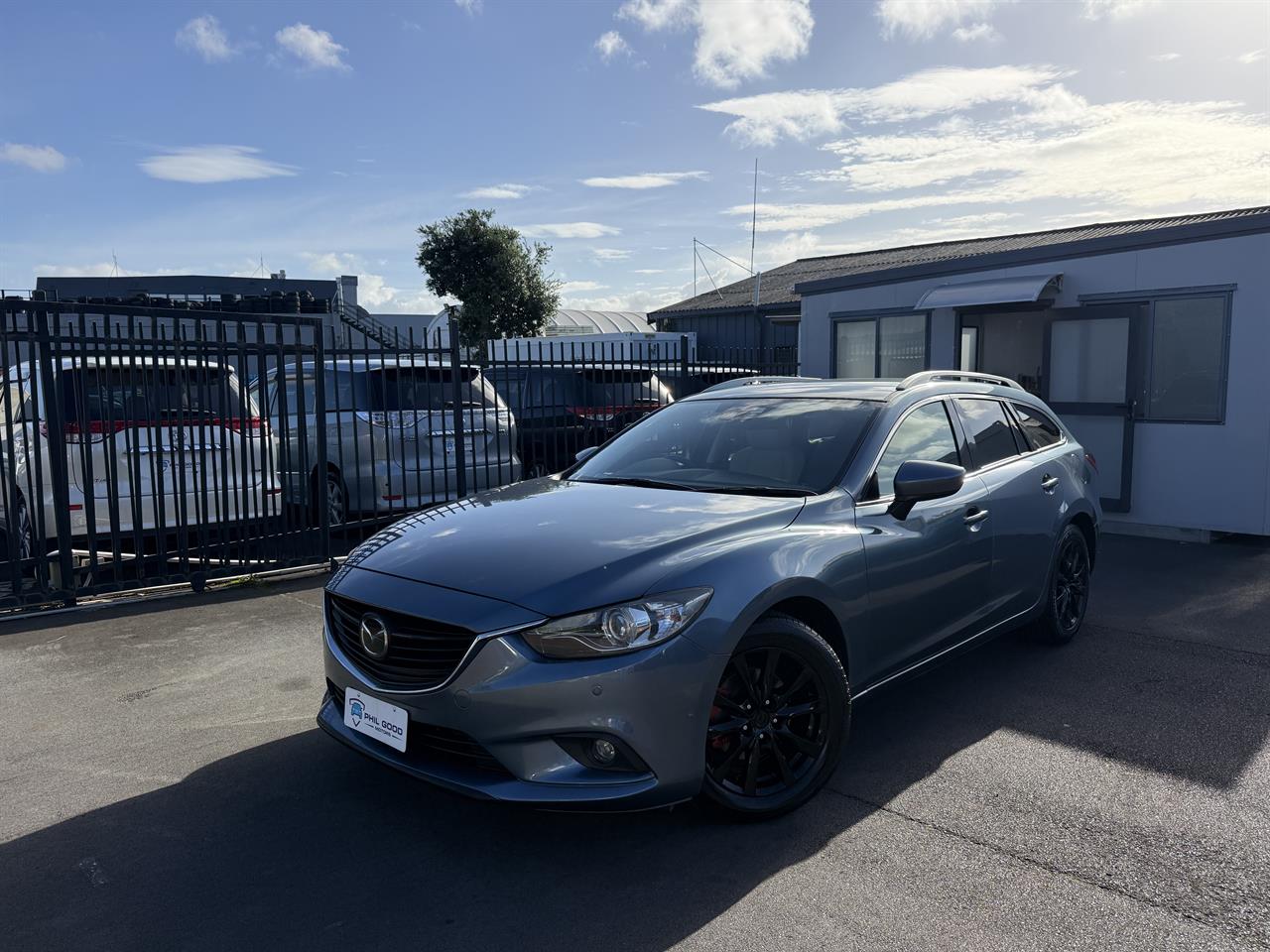 2014 Mazda Atenza thumbnail