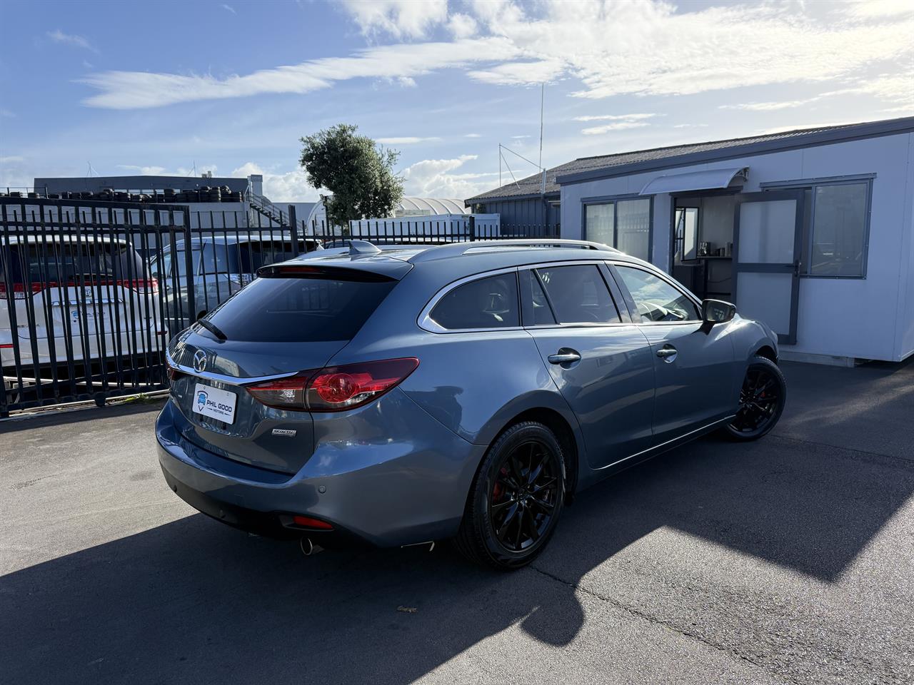 2014 Mazda Atenza thumbnail