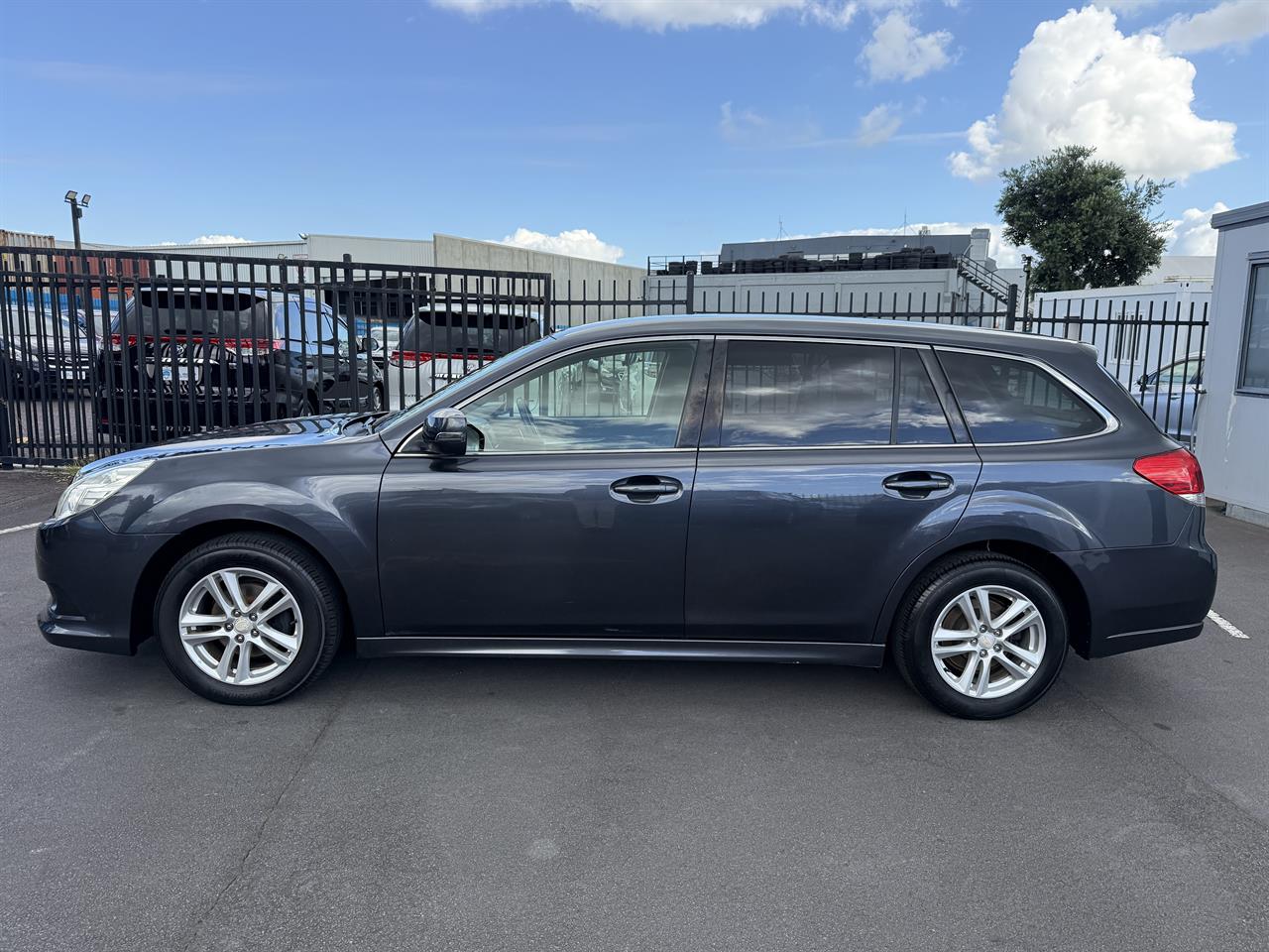 2012 Subaru Legacy thumbnail