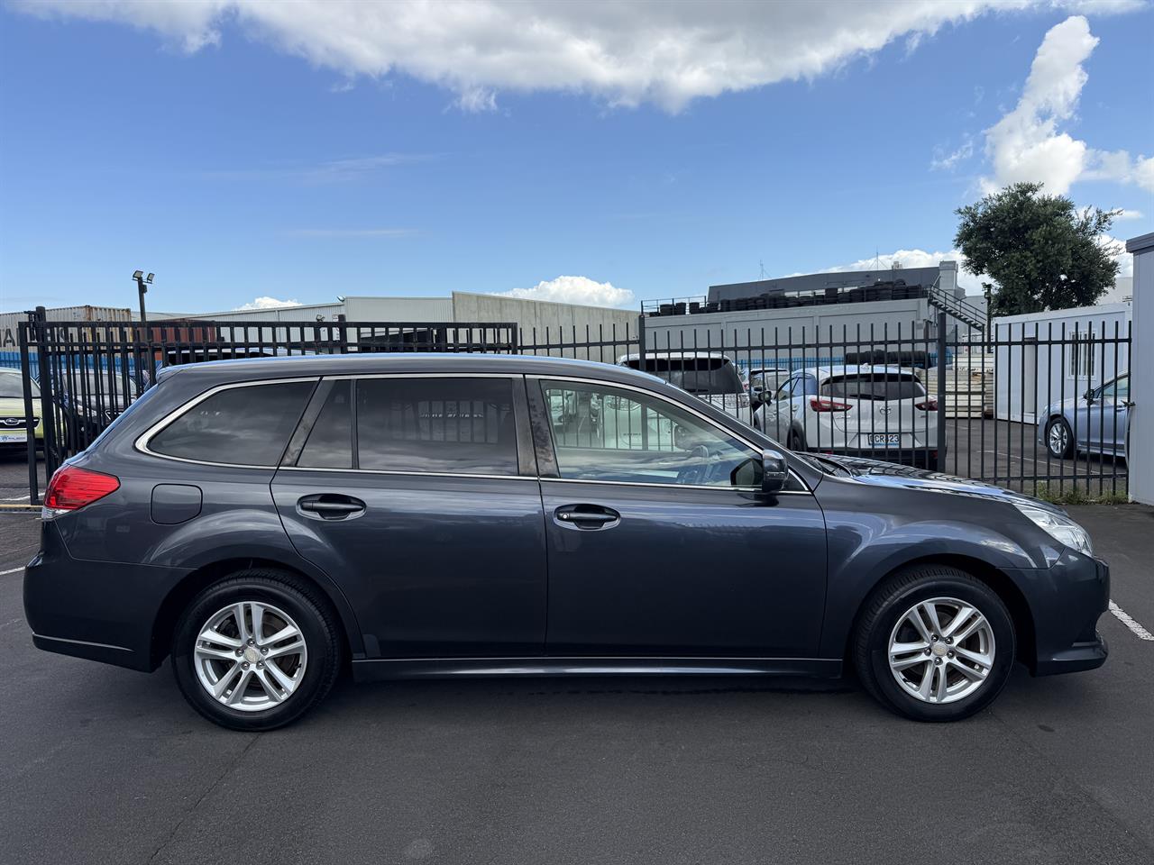 2012 Subaru Legacy thumbnail