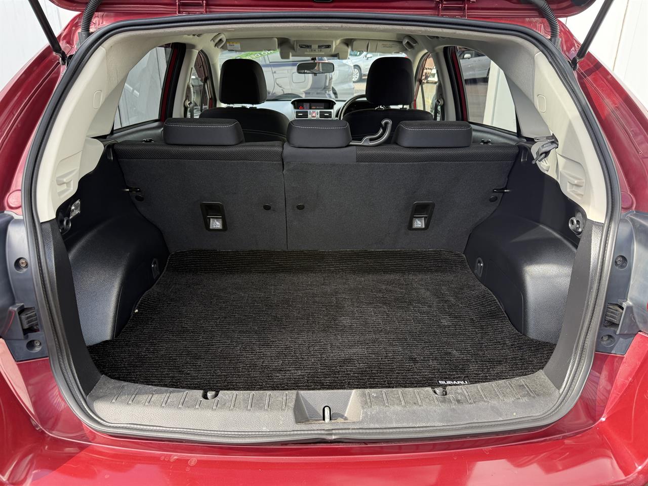 2013 Subaru XV thumbnail