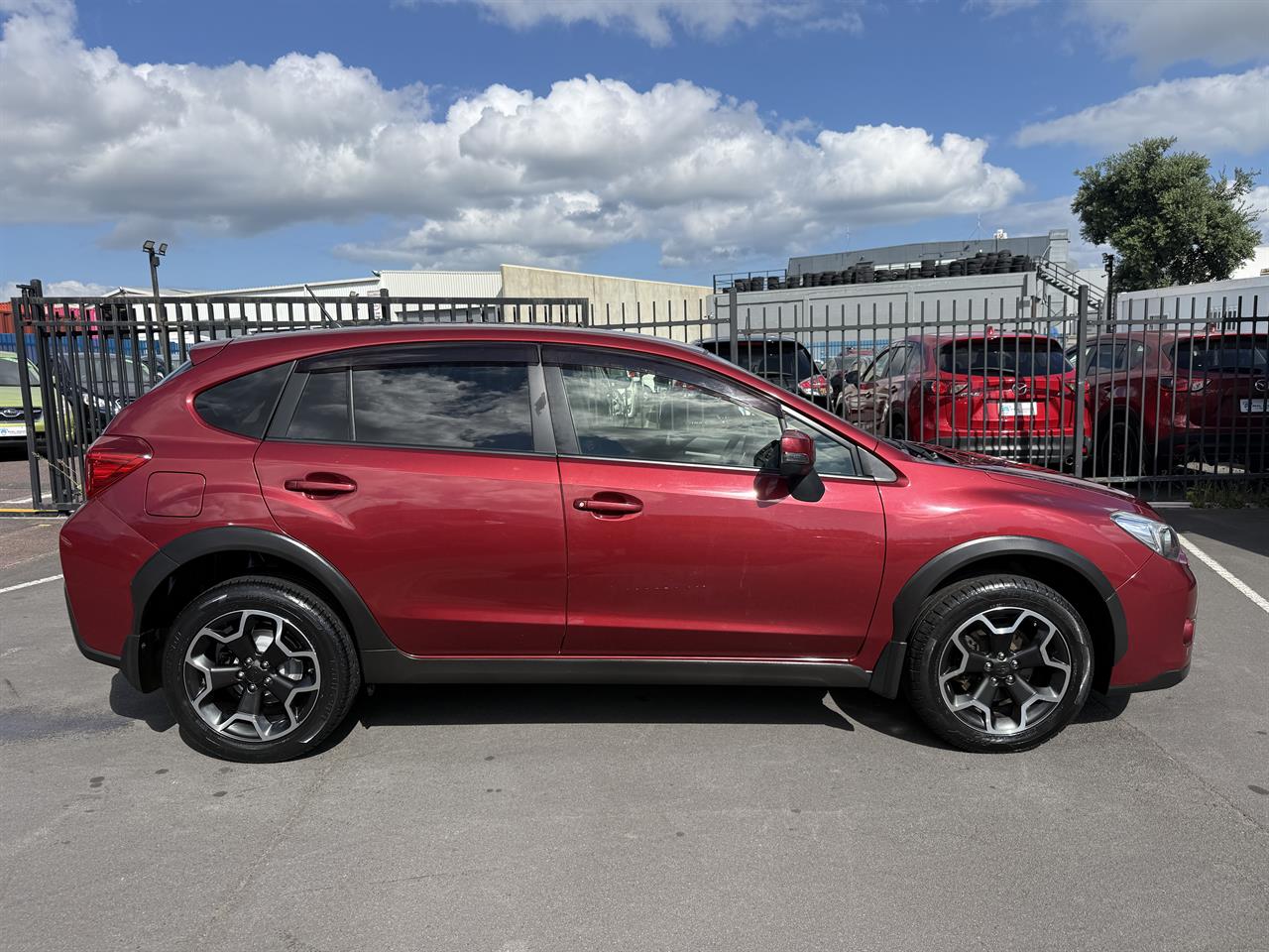 2013 Subaru XV thumbnail