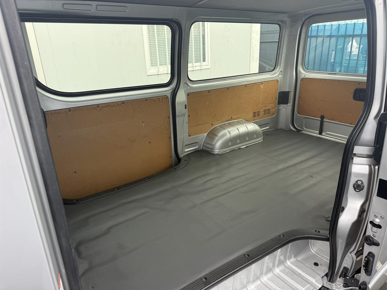 2020 Toyota Hiace thumbnail