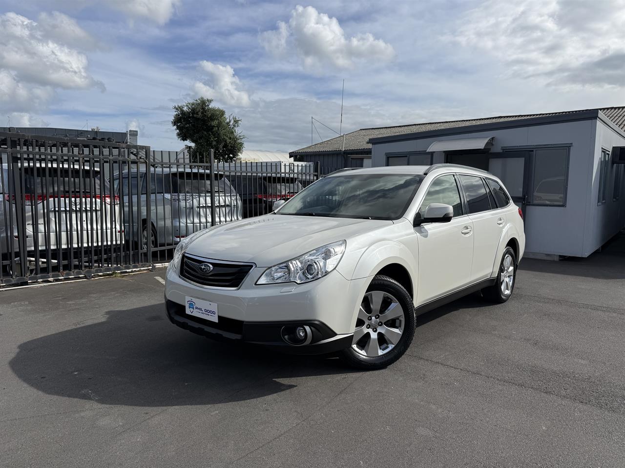 2012 Subaru Outback thumbnail