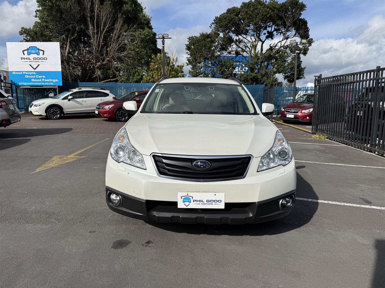 2012 Subaru Outback thumbnail