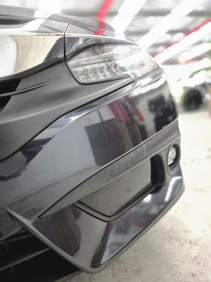 2018 Honda Civic thumbnail